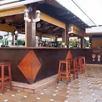 奥博里斯科酒店 4*